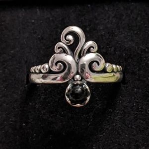 🌷 Sterling Onyx Bali Ring. Size 8